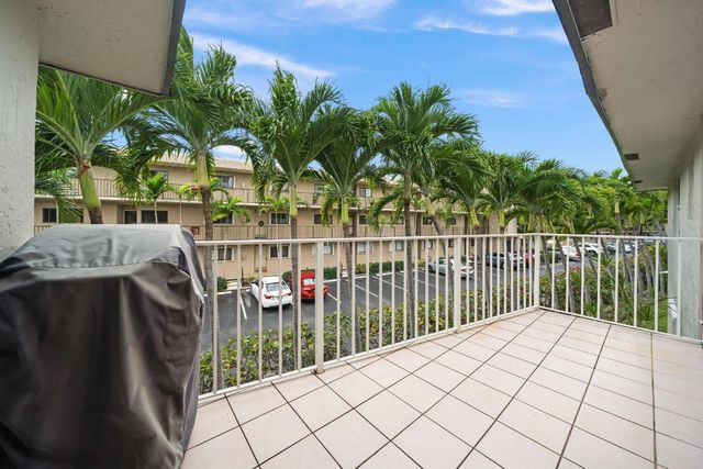 3601 S Ocean Boulevard 406, South Palm Beach, FL 33480