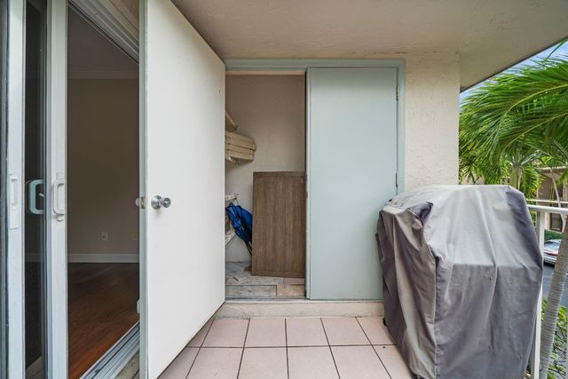 3601 S Ocean Boulevard 406, South Palm Beach, FL 33480