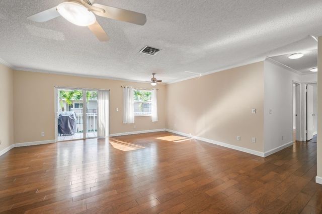 3601 S Ocean Boulevard 406, South Palm Beach, FL 33480