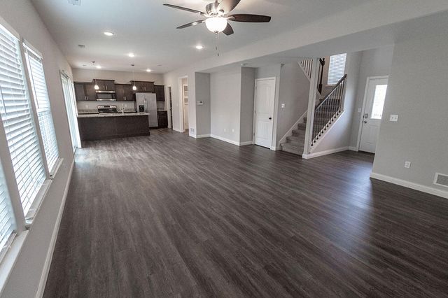 2808 AMBERWOOD CT, Columbia, MO 65203