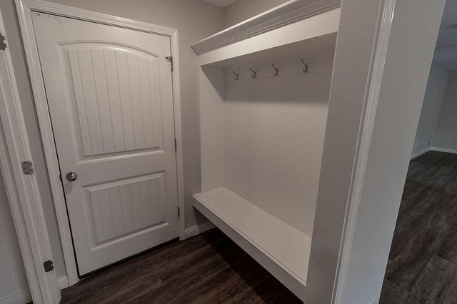 2808 AMBERWOOD CT, Columbia, MO 65203