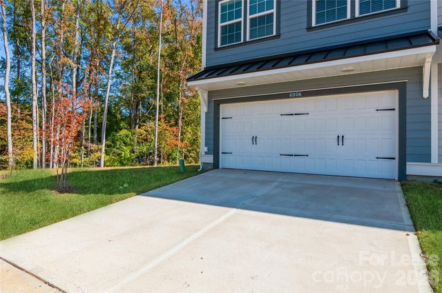 6006 Cedar Chip Way, Matthews, NC 28105