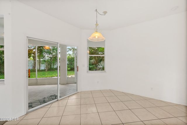 25 Fenimore Lane, Palm Coast, FL 32137