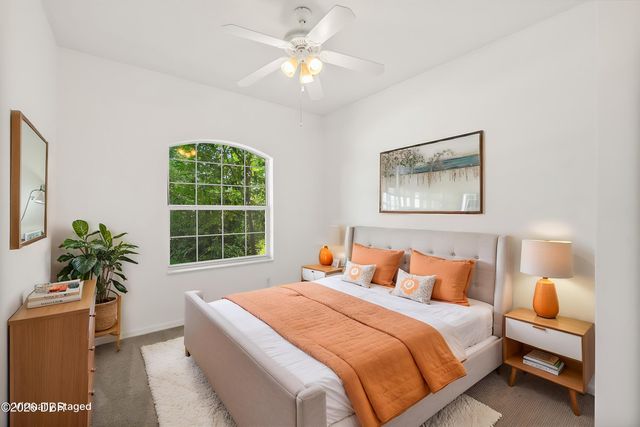 25 Fenimore Lane, Palm Coast, FL 32137