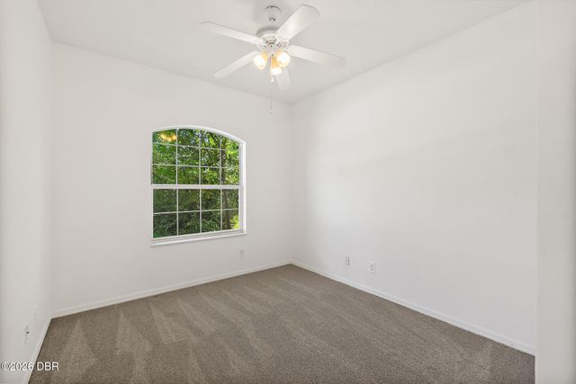 25 Fenimore Lane, Palm Coast, FL 32137