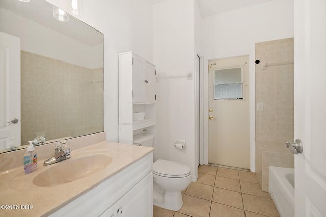 25 Fenimore Lane, Palm Coast, FL 32137