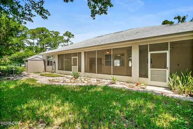 25 Fenimore Lane, Palm Coast, FL 32137