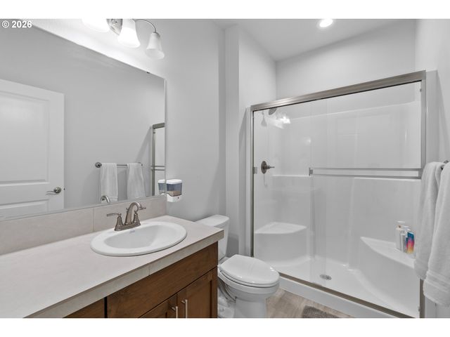 652 Sw 49TH Dr, Gresham, OR 97080