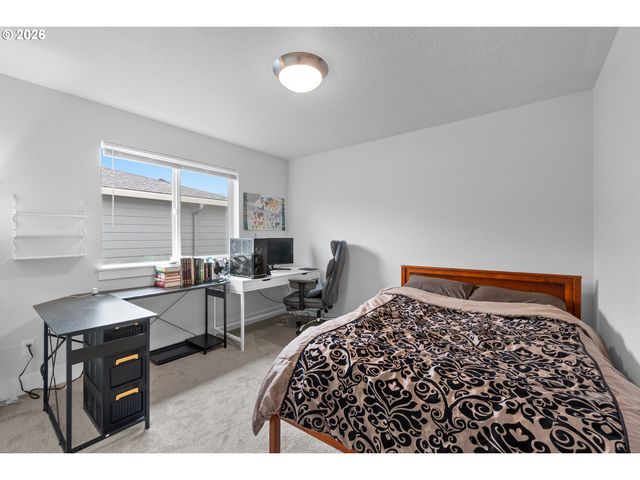 652 Sw 49TH Dr, Gresham, OR 97080