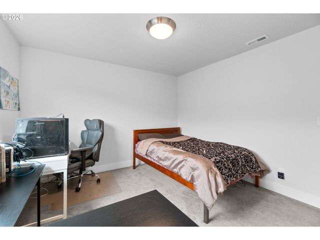 652 Sw 49TH Dr, Gresham, OR 97080