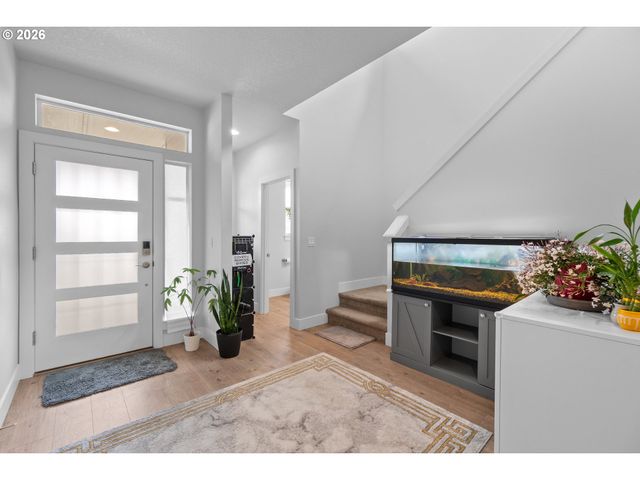 652 Sw 49TH Dr, Gresham, OR 97080