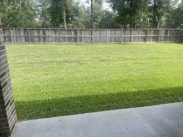 23627 Maplewood Ridge Drive, New Caney, TX 77357