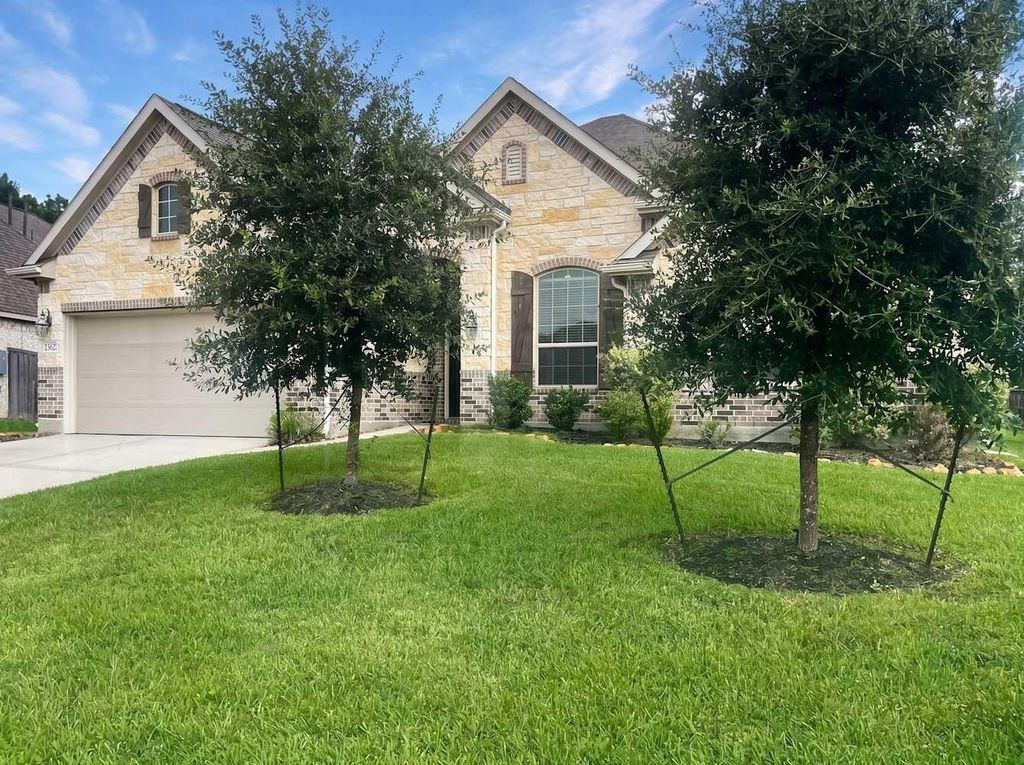 23627 Maplewood Ridge Drive, New Caney, TX 77357