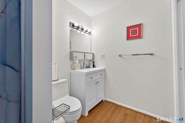 6 Lakeview Drive 6, Branford, CT 06405