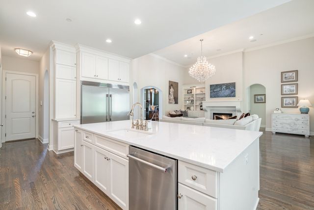 2036 Bocage Cir, Nolensville, TN 37135