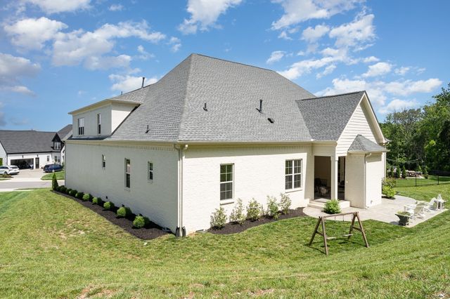 2036 Bocage Cir, Nolensville, TN 37135