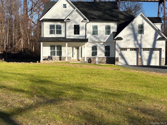 4 Rosewood Lane, Salisbury Mills, NY 12553