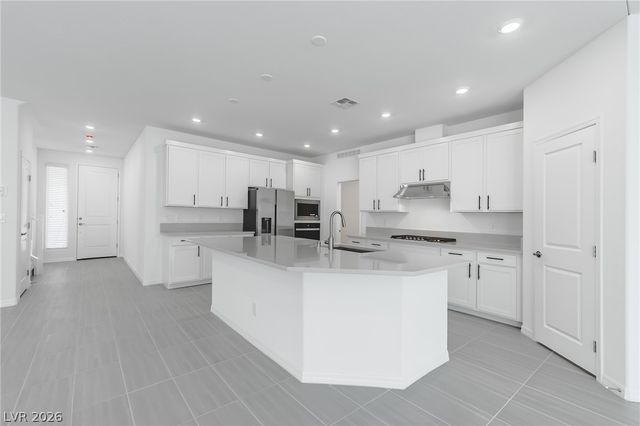 7685 Vibrant Peak Avenue, Las Vegas, NV 89113