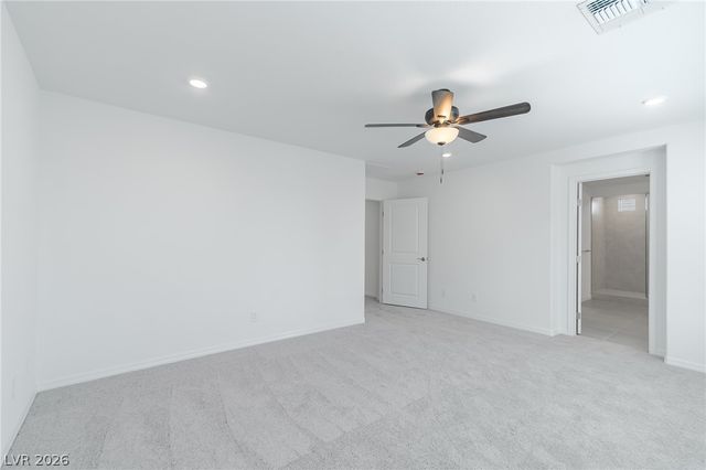 7685 Vibrant Peak Avenue, Las Vegas, NV 89113