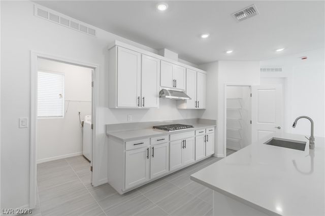 7685 Vibrant Peak Avenue, Las Vegas, NV 89113