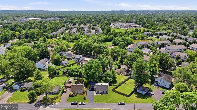340 W BROAD ST, Hatfield, PA 19440
