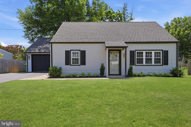 340 W BROAD ST, Hatfield, PA 19440