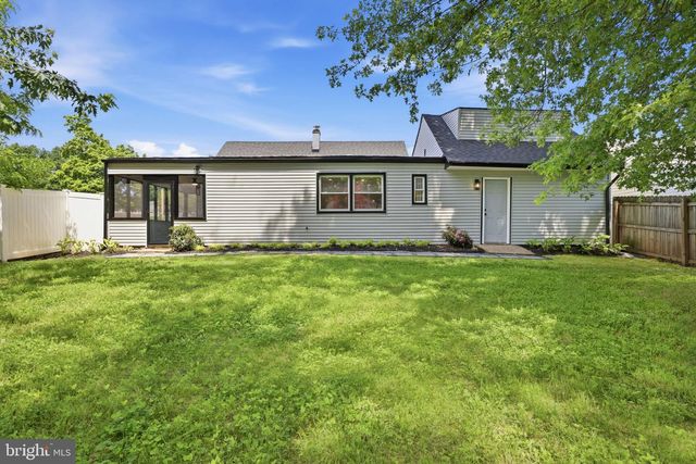340 W BROAD ST, Hatfield, PA 19440