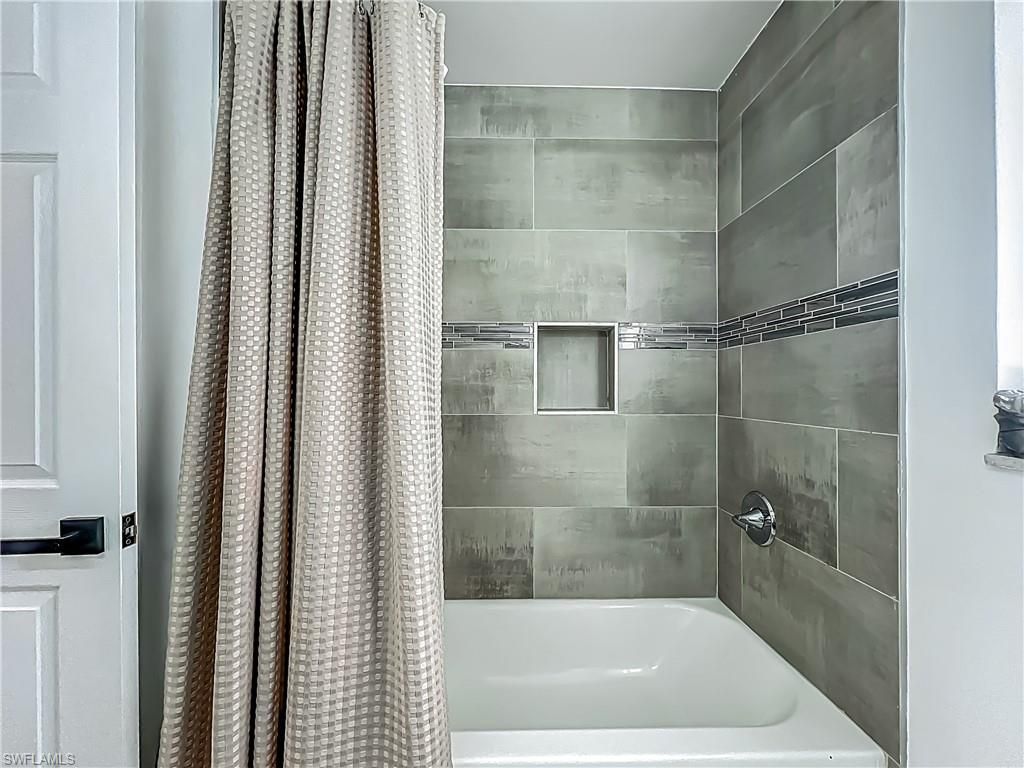 Image 39 of property listing at 1428 Vendome CT, Cape Coral, FL 33904