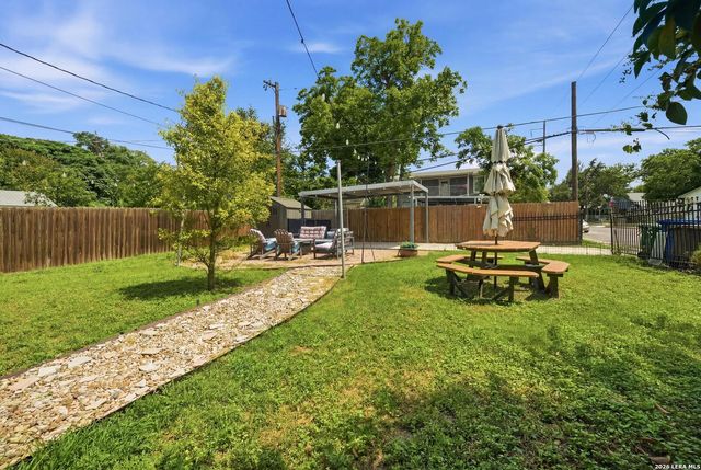1740 Edison Dr, San Antonio, TX 78201