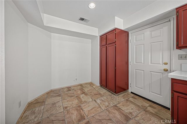 841 Torino Avenue, San Jacinto, CA 92583