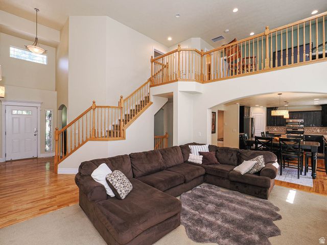 11103 S ALPINE CREEK WAY, South Jordan, UT 84095