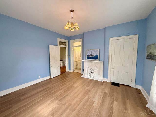 900 S Troy Avenue, Glendale, OH 45246