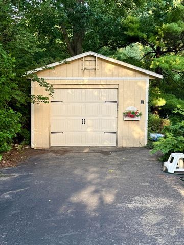 900 S Troy Avenue, Glendale, OH 45246