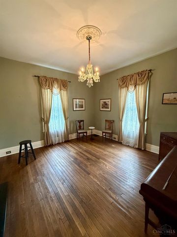 900 S Troy Avenue, Glendale, OH 45246