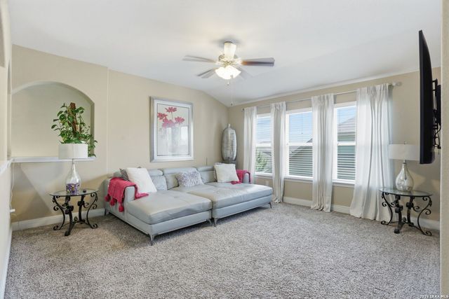 2944 WINDING TRL, Schertz, TX 78108