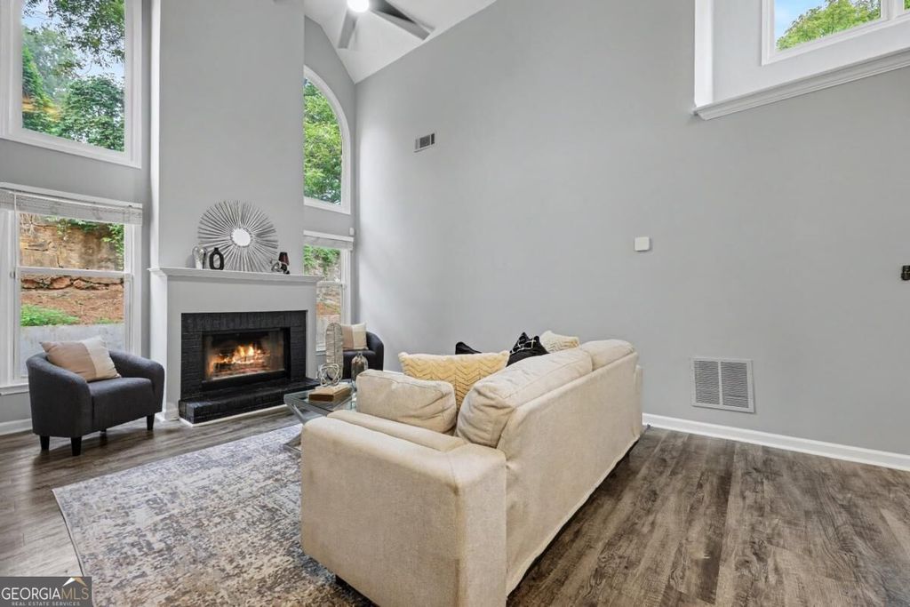 956 Oak Street SW, Atlanta, GA 30310 — photo 4