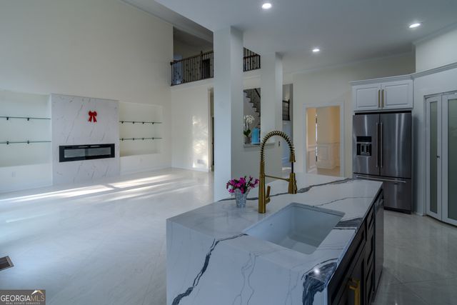 4822 Chamblee Dunwoody Road, Atlanta, GA 30338