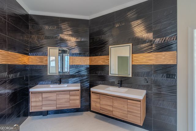 4822 Chamblee Dunwoody Road, Atlanta, GA 30338