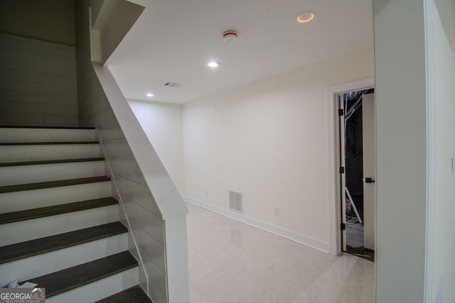 4822 Chamblee Dunwoody Road, Atlanta, GA 30338