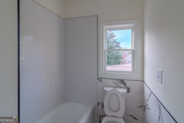 4822 Chamblee Dunwoody Road, Atlanta, GA 30338