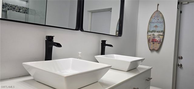 1610 Cornwallis PKWY, Cape Coral, FL 33904