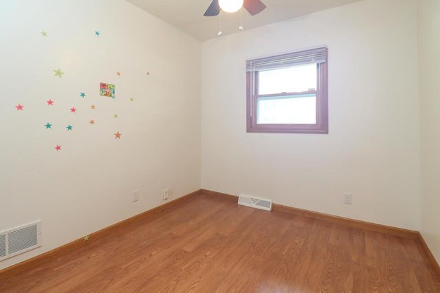 6560 W Ohio AVENUE, Milwaukee, WI 53219