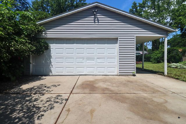 6560 W Ohio AVENUE, Milwaukee, WI 53219