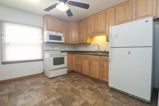 6560 W Ohio AVENUE, Milwaukee, WI 53219