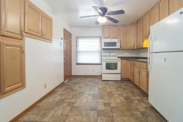 6560 W Ohio AVENUE, Milwaukee, WI 53219