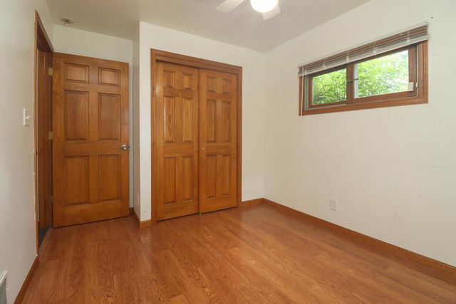 6560 W Ohio AVENUE, Milwaukee, WI 53219