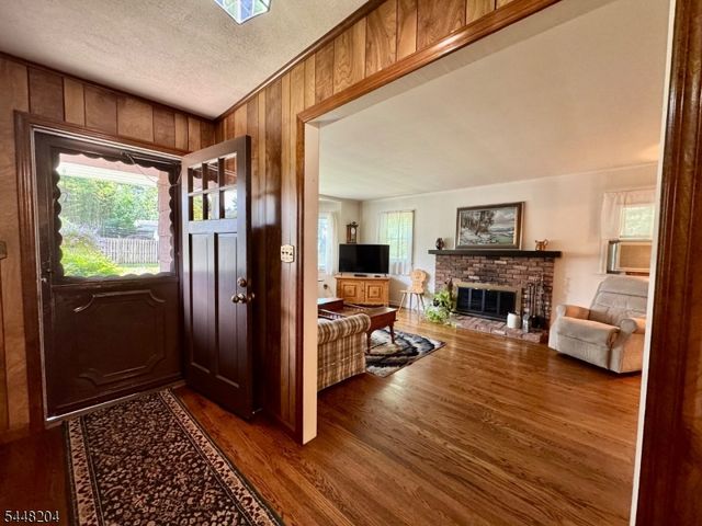 208 Riverside Dr, Denville Twp., NJ 07834