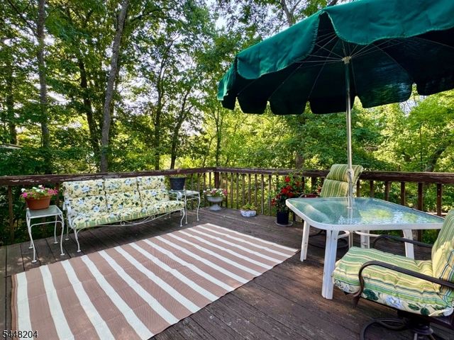 208 Riverside Dr, Denville Twp., NJ 07834