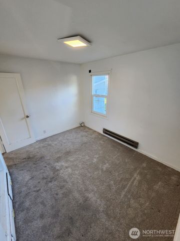 1229 C Street SW, Ephrata, WA 98823