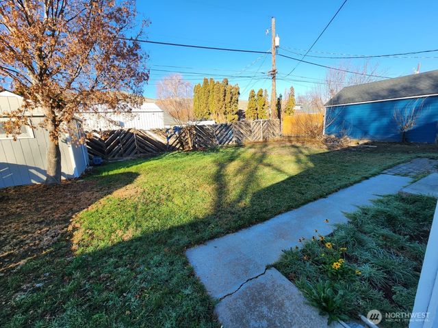 1229 C Street SW, Ephrata, WA 98823